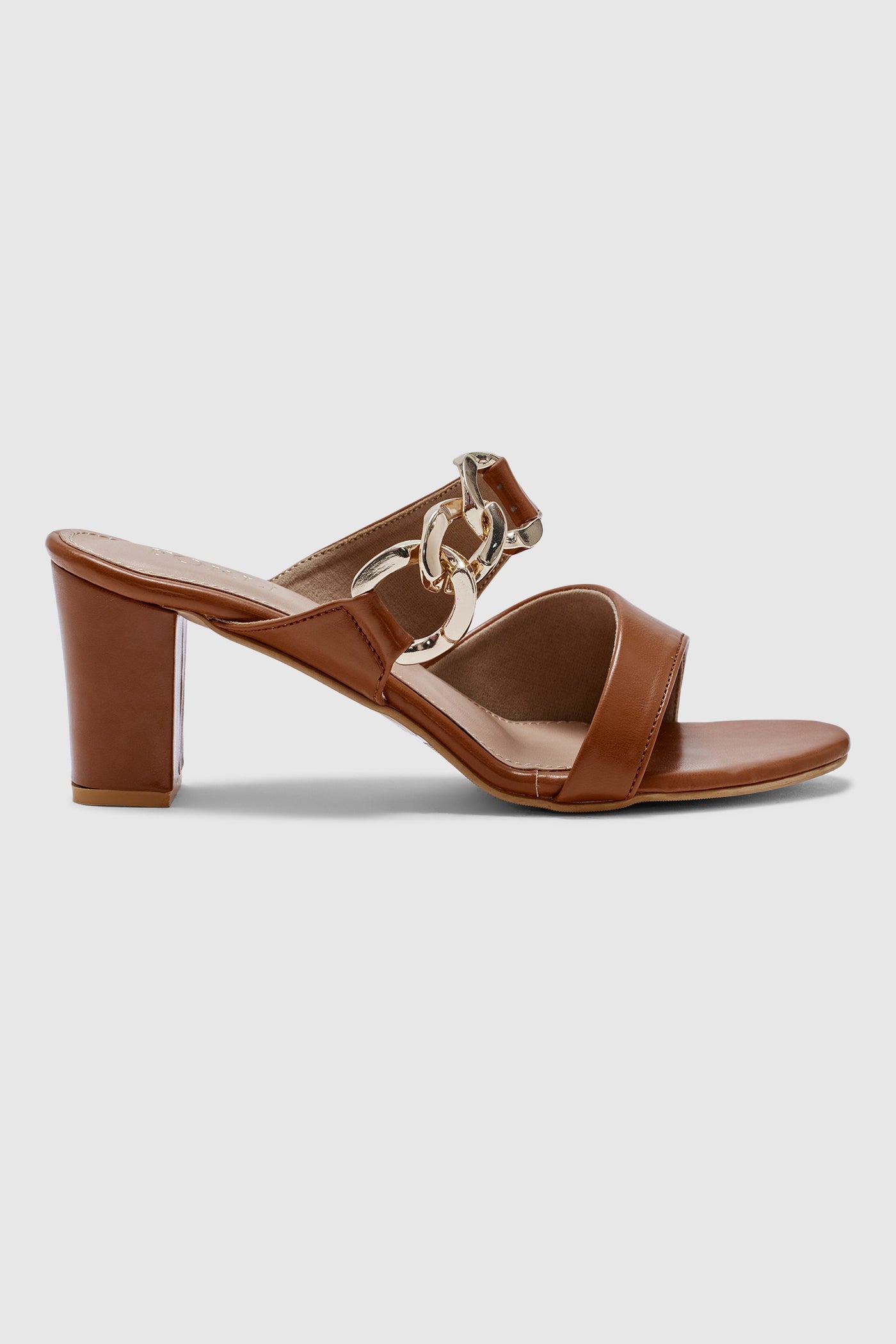 Leather Sandals With a Block Heel- side view