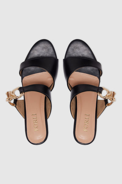 Leather Sandals With a Block Heel- front view